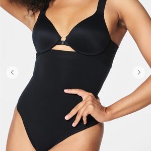NWT SPANX Black Size S High Waisted Thong